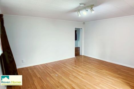 Photo of property in 37 Miro Street, New Lynn, Auckland, 0600