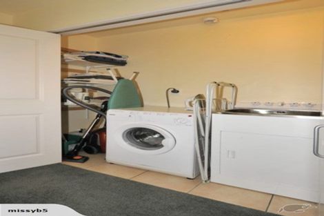 Photo of property in 86 Karepa Street, Brooklyn, Wellington, 6021