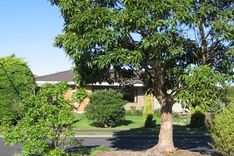 Photo of property in 23 Maygrove Drive, Orewa, 0931