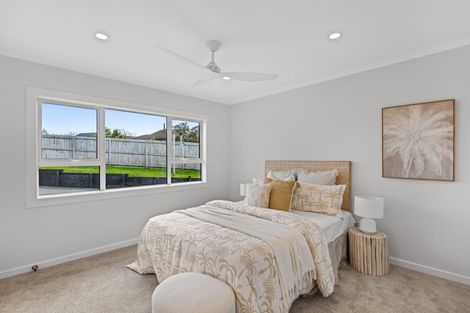 Photo of property in 70 Bay Vista Drive, Red Beach, 0932