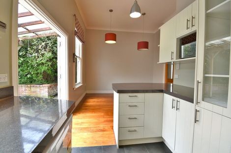 Photo of property in 32 Clifford Street, Dalmore, Dunedin, 9010
