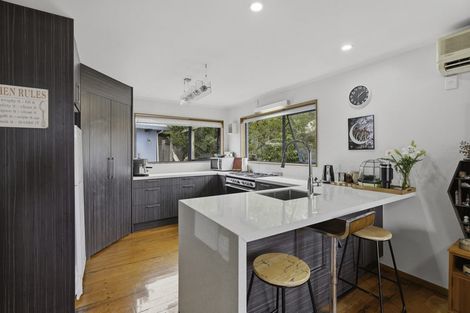 Photo of property in 16 Bush Point Road, Cable Bay, 0420