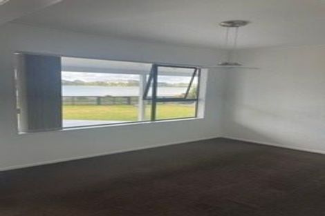 Photo of property in 96 Carnoustie Drive, Wattle Downs, Auckland, 2103