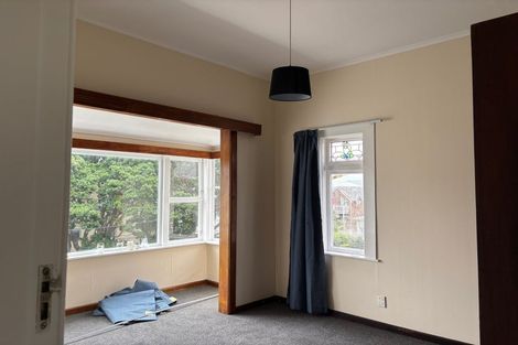 Photo of property in 17 Scarborough Terrace, Mount Victoria, Wellington, 6011