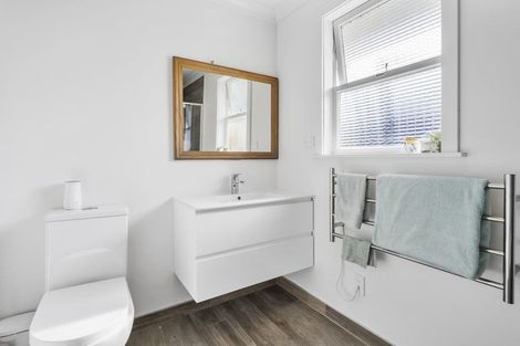 Photo of property in 59 Graham Avenue, Te Atatu Peninsula, Auckland, 0610