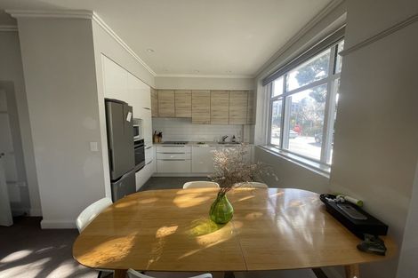 Photo of property in Fountain Court, 16/48u Oriental Parade, Oriental Bay, Wellington, 6011