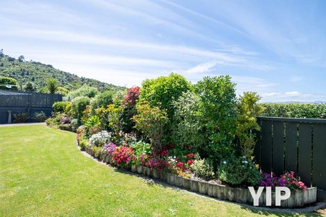 Photo of property in 8 Ramphal Terrace, Khandallah, Wellington, 6035