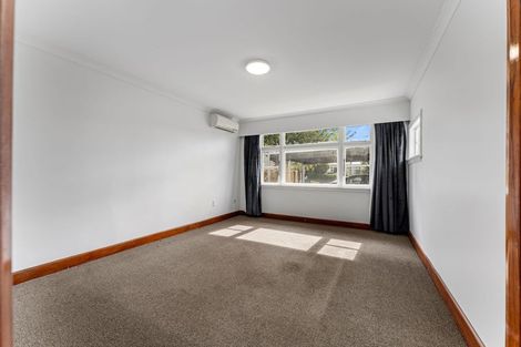 Photo of property in 43 Aorangi Road, Bryndwr, Christchurch, 8053