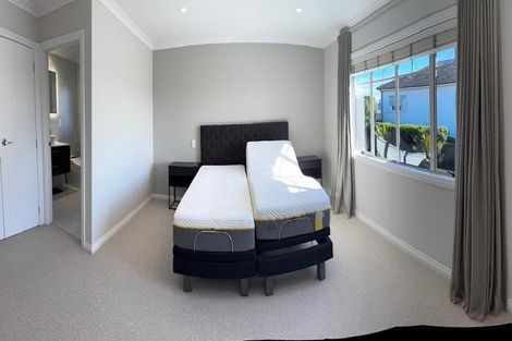 Photo of property in 235b East Coast Road, Mairangi Bay, Auckland, 0630