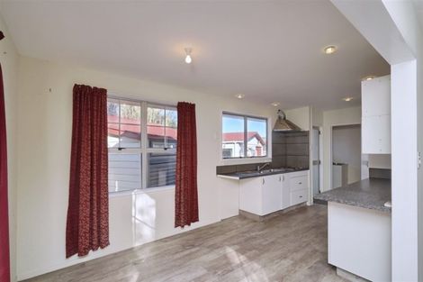 Photo of property in 32 Portman Street, Woolston, Christchurch, 8062