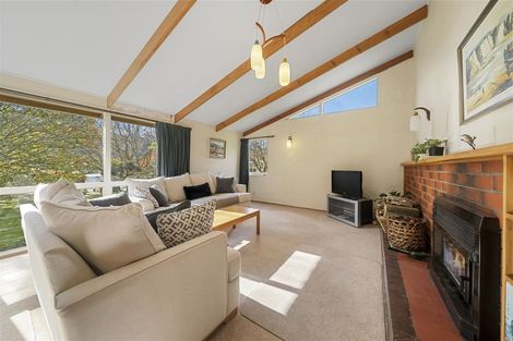 Photo of property in 130-132 Hine Road, Wainuiomata, Lower Hutt, 5014