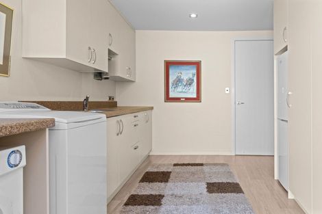 Photo of property in 16 Le Quesnoy Place, Cambridge, 3434