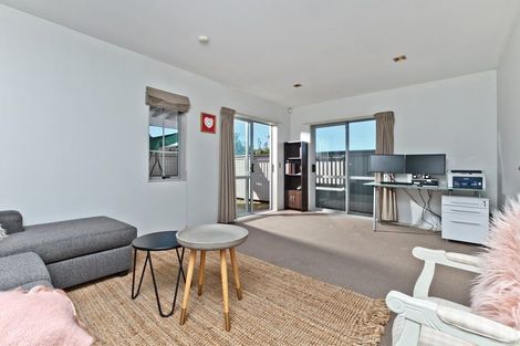 Photo of property in 7/9 Georgia Terrace, Albany, Auckland, 0632