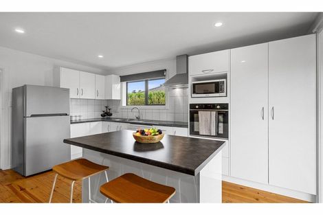 Photo of property in 53 Leicester Crescent, Hoon Hay, Christchurch, 8025