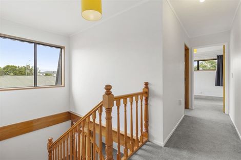 Photo of property in 9 Gloria Avenue, Te Atatu Peninsula, Auckland, 0610