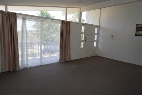 Photo of property in 6 Northwick Place, Hillcrest, Auckland, 0627
