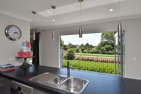 Photo of property in 20 Crombie Green, Northwood, Christchurch, 8051