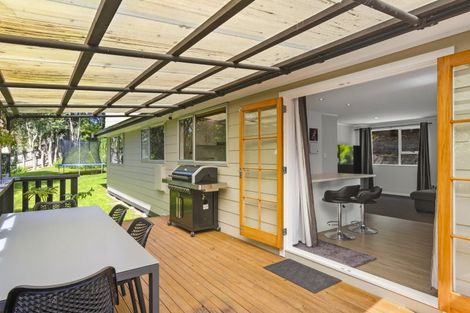 Photo of property in 92 Leinster Avenue, Raumati South, Paraparaumu, 5032