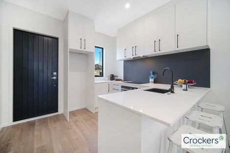 Photo of property in 27 Olearia Street, Totara Park, 2019
