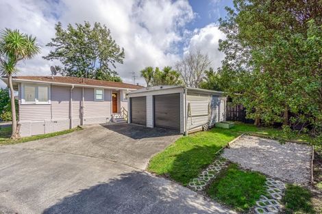 Photo of property in 18 Poto Street, Te Atatu South, Auckland, 0610