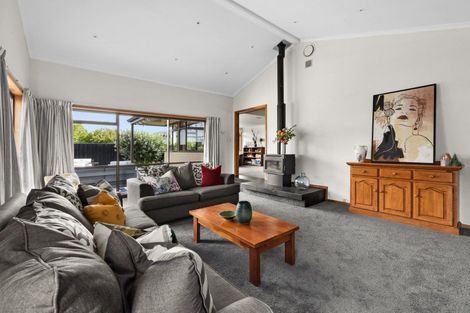 Photo of property in 12 Church Road, Taradale, Napier, 4112