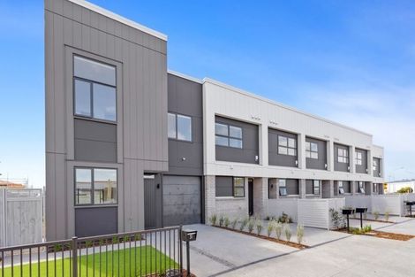 Photo of property in 45 Periko Way, Takanini, 2112