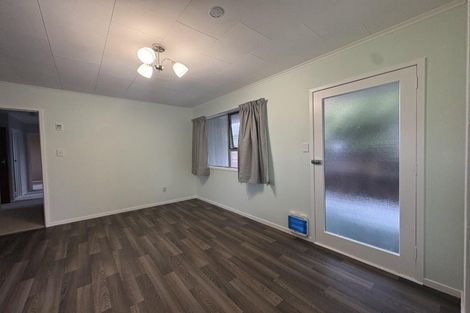 Photo of property in 27 Wairoa Place, Tokoroa, 3420