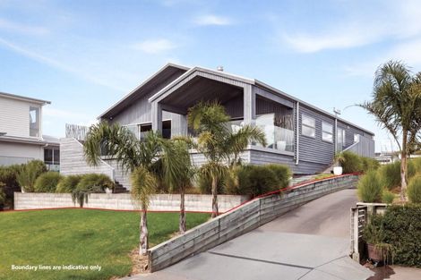 Photo of property in 1025 Papamoa Beach Road, Papamoa Beach, 3118