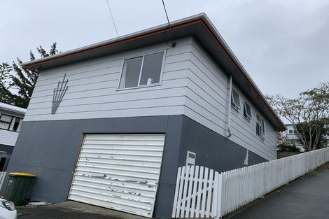 Photo of property in 12b Penton Road, Stanmore Bay, Whangaparaoa, 0932