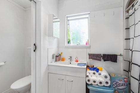 Photo of property in 9 Pinedale Place, Henderson, Auckland, 0610