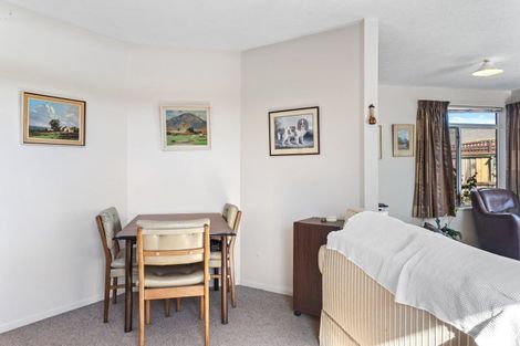 Photo of property in 2/27 Prossers Road, Saint Martins, Christchurch, 8022