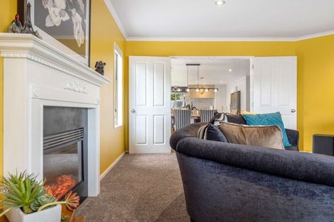 Photo of property in 62 Cairns Crescent, Rototuna, Hamilton, 3210