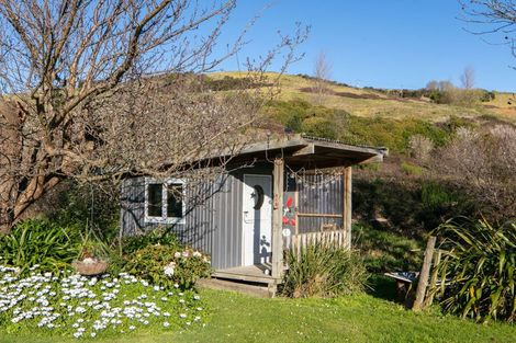 Photo of property in 25 Lyell Road, Outer Kaiti, Gisborne, 4010