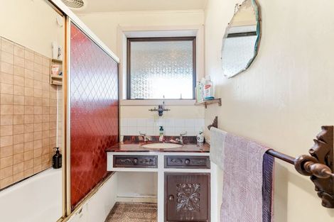 Photo of property in 21 Montague Street, Islington, Christchurch, 8042