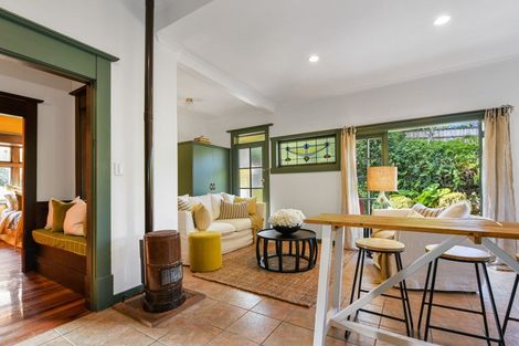 Photo of property in 37 Myrtle Street, Hamilton East, Hamilton, 3216