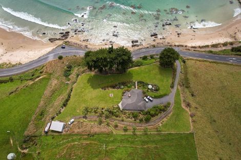 Photo of property in 506 The Nuggets Road, Ahuriri Flat, Kaka Point, 9271