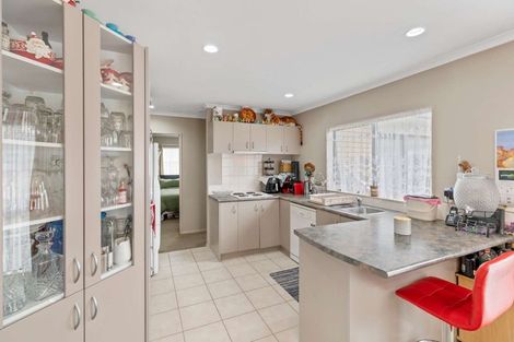 Photo of property in 1 Carrick Glen Avenue, Flat Bush, Auckland, 2019