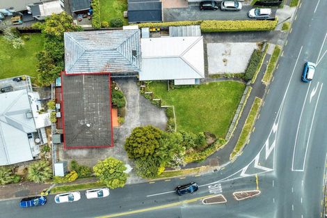 Photo of property in 1 Pleasant Road, Glen Eden, Auckland, 0602