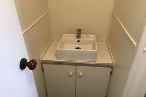 Photo of property in 2 Gorrie Road, Regent, Whangarei, 0112