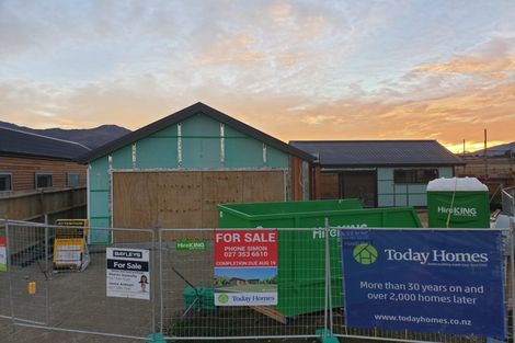 Photo of property in 5 Merivale Avenue, Wanaka, 9305