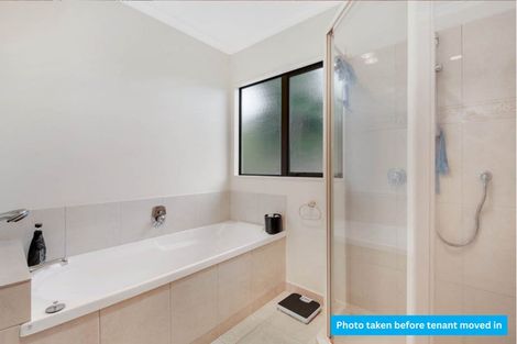 Photo of property in 26 Black Teal Close, Unsworth Heights, Auckland, 0632