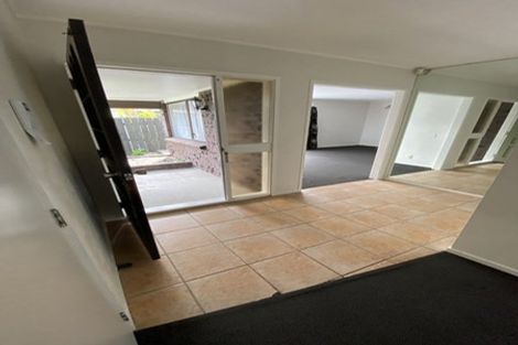 Photo of property in 209 Walter Strevens Drive, Conifer Grove, Takanini, 2112