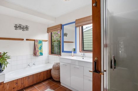 Photo of property in 8328 State Highway 35, Whanarua Bay, Te Kaha, 3199