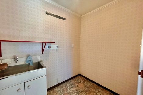 Photo of property in 9 Hinton Road, Taradale, Napier, 4112