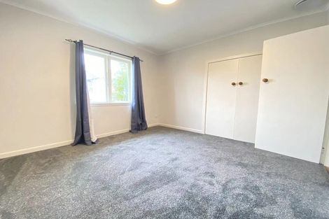 Photo of property in 10 Tahi Terrace, Glen Eden, Auckland, 0602