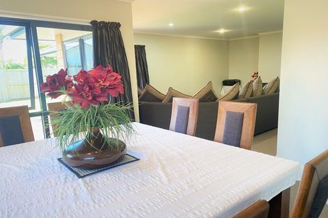 Photo of property in 22a Madison Street, Cambridge, 3434