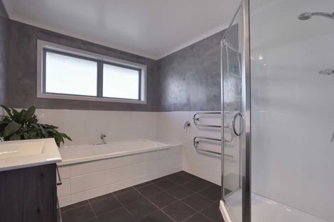 Photo of property in 11 Halston Close, Huntingdon, Ashburton, 7774