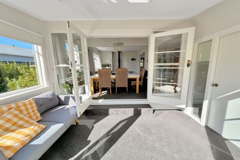 Photo of property in 155 Weston Road, St Albans, Christchurch, 8052