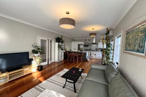 Photo of property in 122 Hamilton Road, Hataitai, Wellington, 6021
