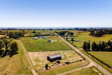 Photo of property in 240 Ohanga Road, Onaero, Waitara, 4383